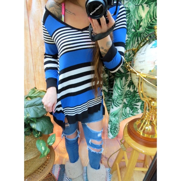 3 FOR $20 Ultra soft striped flowy long sleeve π - Picture 2 of 5
